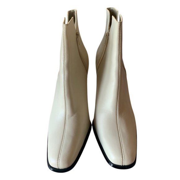 NEWPORT NEWS Solid Off-White Leather Square Toe Lined Ankle Boots NWOT 11M - Picture 2 of 9